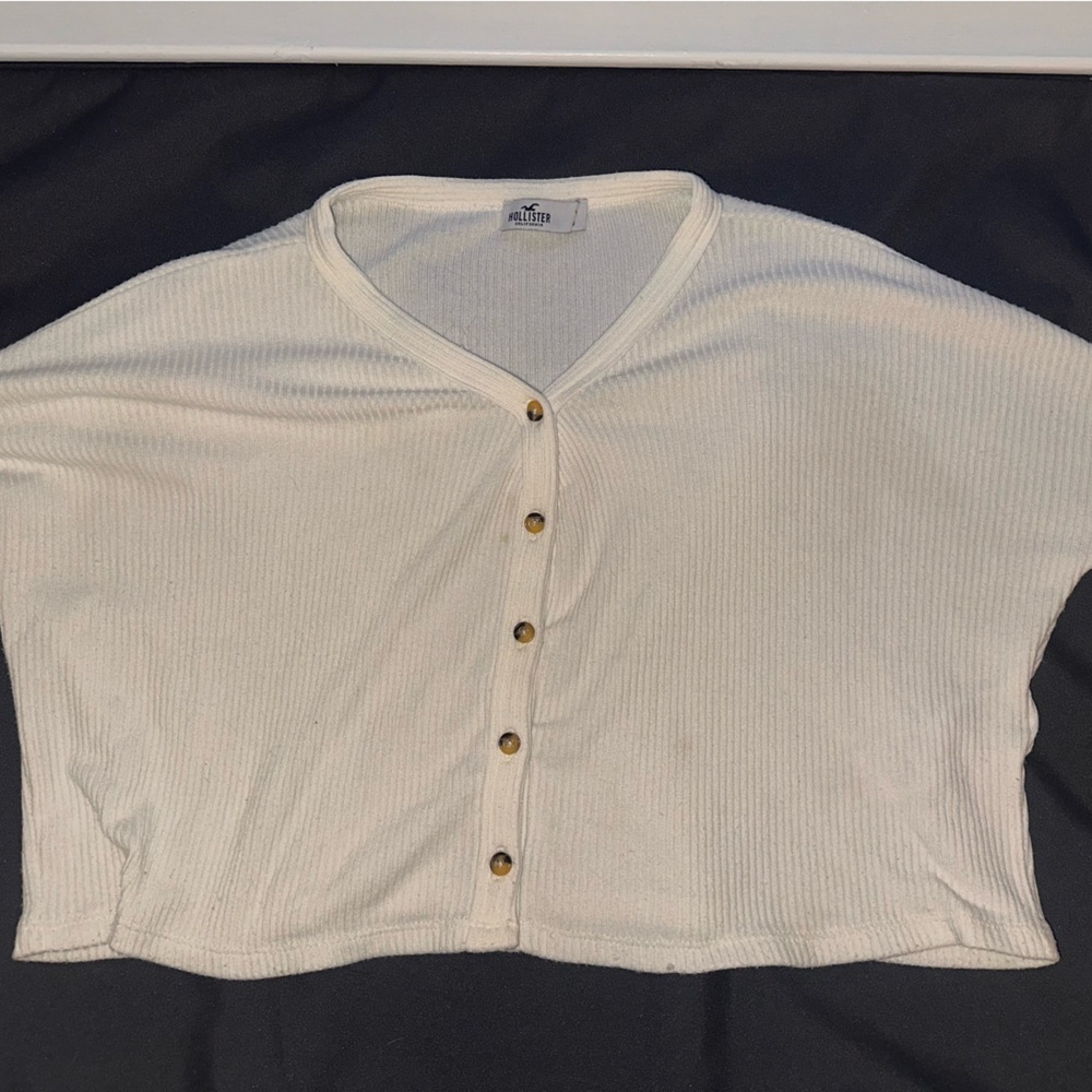 White hollister cropped sweater